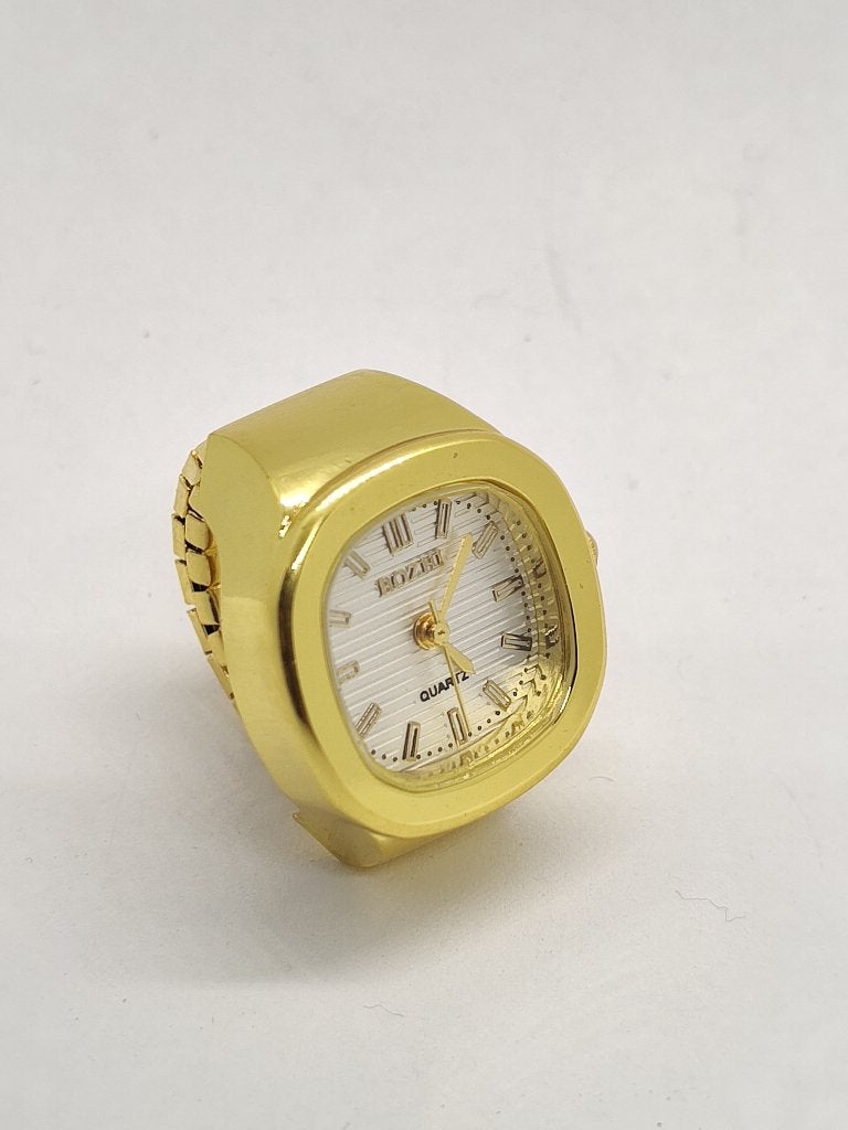 Goudkleurig Ringhorloge Quartz Elastische Band Nieuw, IJzer of Staal, Nieuw, Ophalen of Verzenden, 17 tot 18
