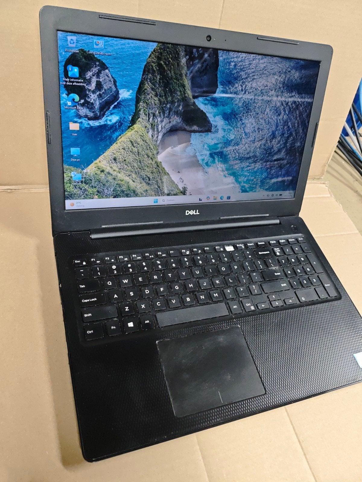 DELL 15.6 Inch i3-8145 8GB 128 GB SSD Touchscreen Windows 11, Ophalen, Gebruikt, 2 tot 3 Ghz, 8 GB