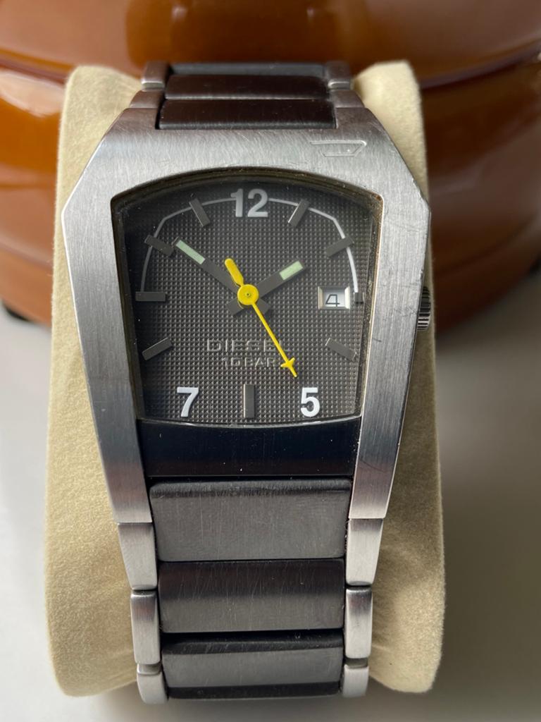 Diesel DZ4096 Swiss Made Swiss Quartz, Zwart, Ophalen of Verzenden, Zo goed als nieuw, Waterdicht