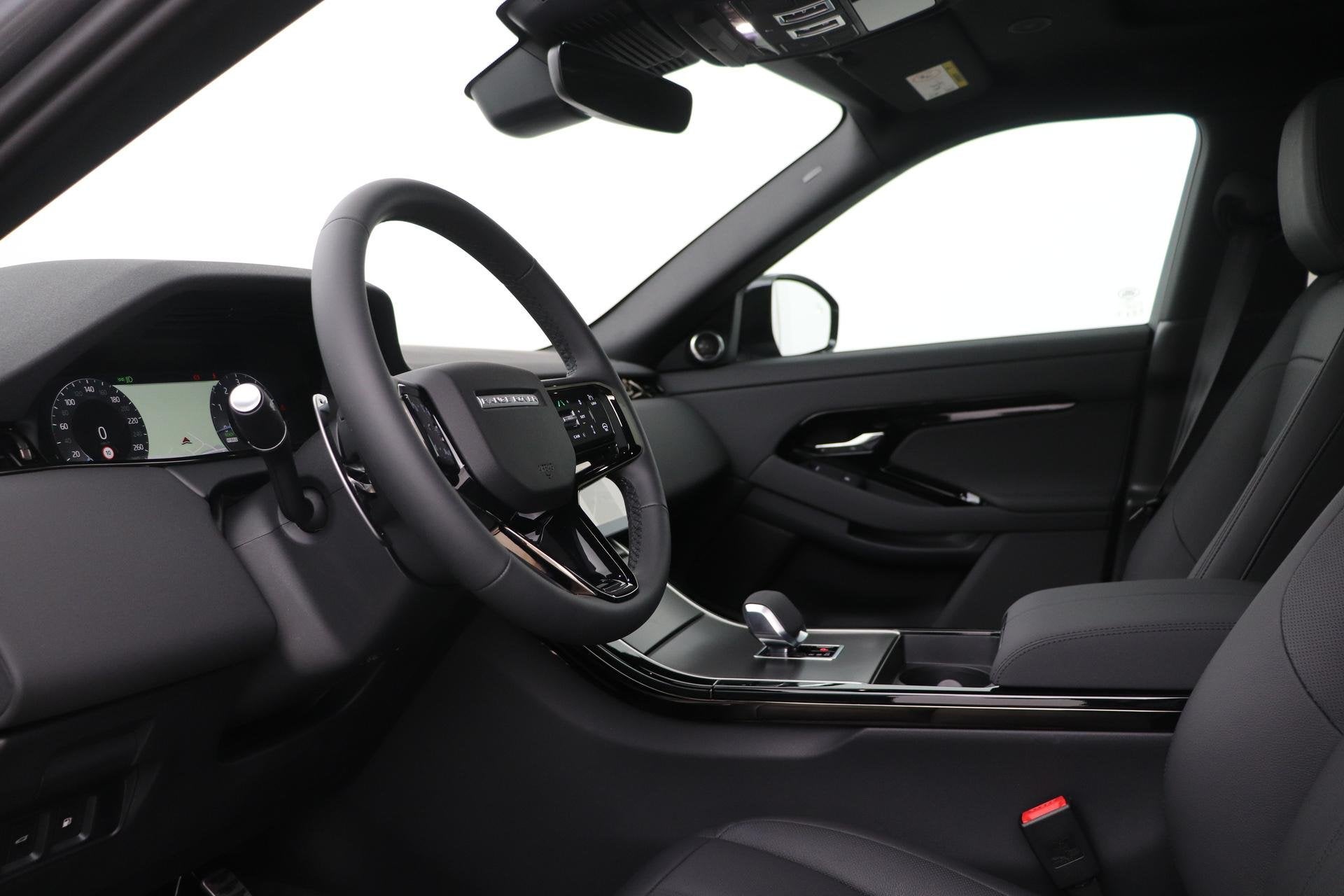Land Rover Range Rover Evoque P270e PHEV Dynamic SE | Black, Auto's, Land Rover, Automaat, 15 kWh, Bedrijf, Vierwielaandrijving