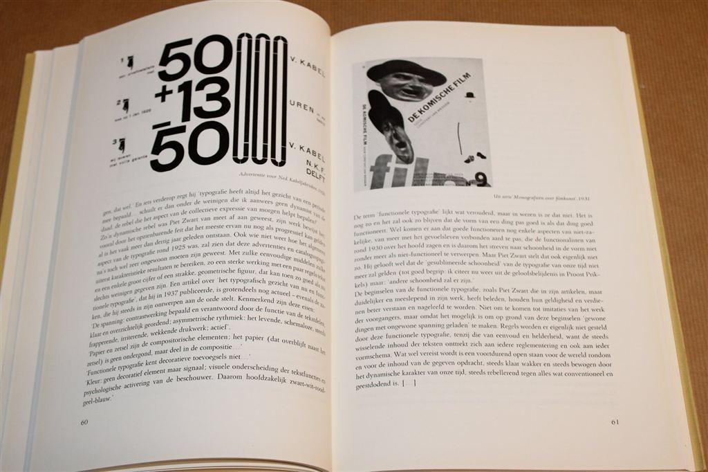 Over Typografie en Grafische Kunst — Dooijes [1966], Ophalen of Verzenden, Gelezen