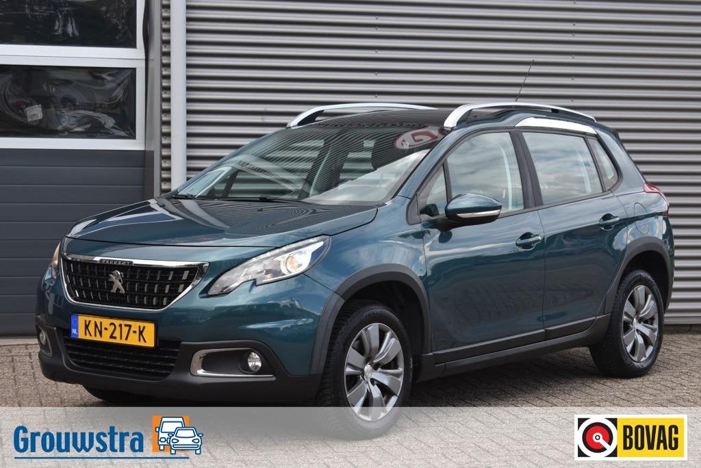 Peugeot 2008 1.2 PURET. BLUE LION / CARPLAY / PANO DAK, Auto's, Peugeot, Euro 6, 1199 cc, Bedrijf, Handgeschakeld