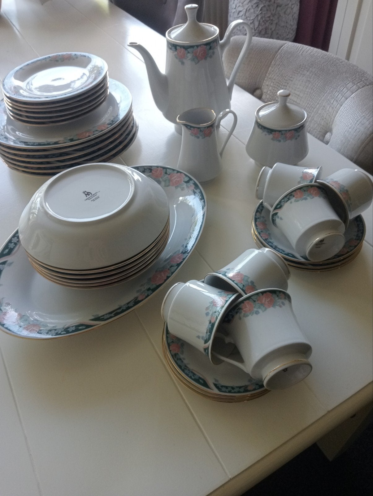 Crown Ming Fine China Servies - Rozenpatroon, Ophalen