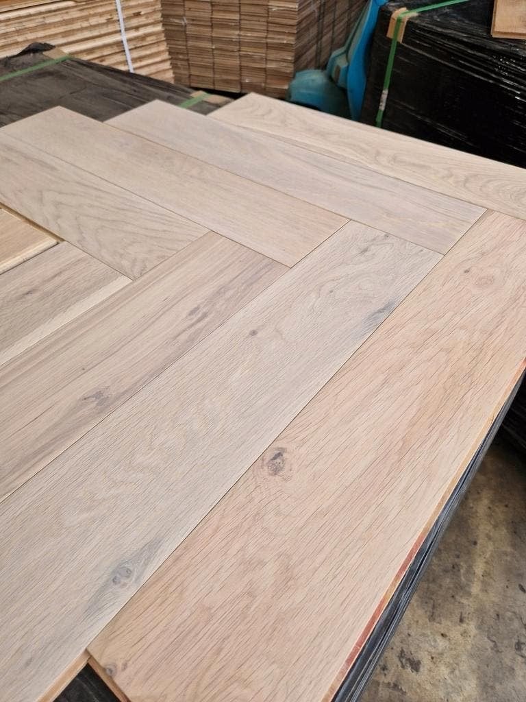 EIKEN VISGRAAT VLOER WHITE NOG 1000M2! PARKETVLOER VISGRAAT!, Huis en Inrichting, Ophalen of Verzenden, Nieuw, 75 m² of meer, Parket