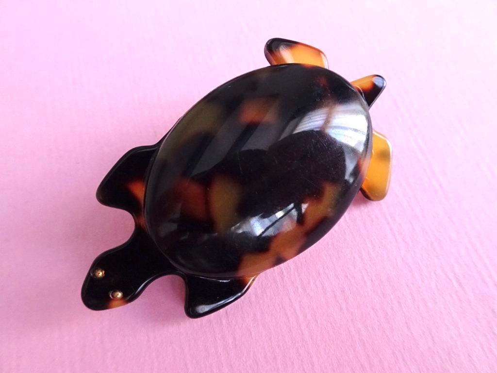 jwg Vintage 70s schildpad tortoise broche bruin Agatha Paris, Sieraden, Tassen en Uiterlijk, Antieke sieraden, Broche, Overige materialen