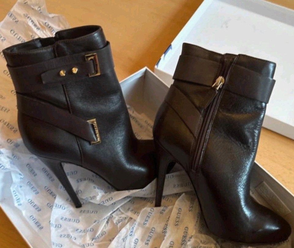 Guess Enkellaarzen mt 37  met hoge hak - Bruin, Kleding | Dames, Guess, Bruin, Lage of Enkellaarzen, Ophalen of Verzenden