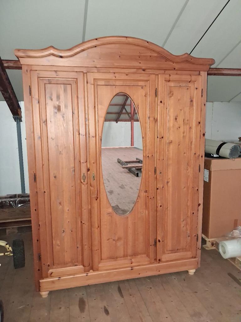 Prachtige grenen kledingkast met spiegel en koof, Ophalen, Met deur(en), Gebruikt, 200 cm of meer