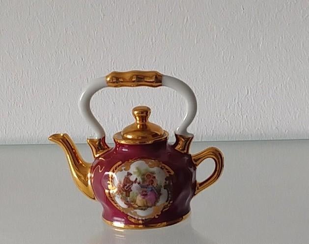 Limoges theepotje mini france, volgnr 69, Antiek en Kunst, Antiek | Porselein, Ophalen of Verzenden