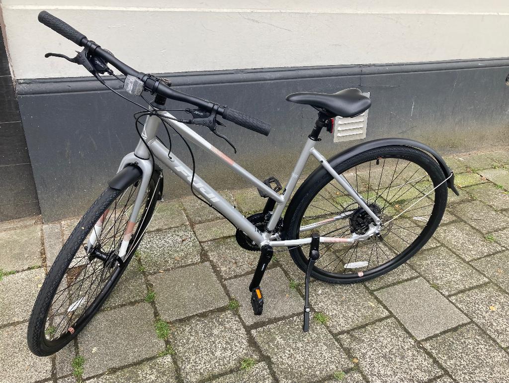 Fuji cross hybride damesfiets, Fietsen en Brommers, 49 tot 53 cm, Zo goed als nieuw, Dames, Ophalen