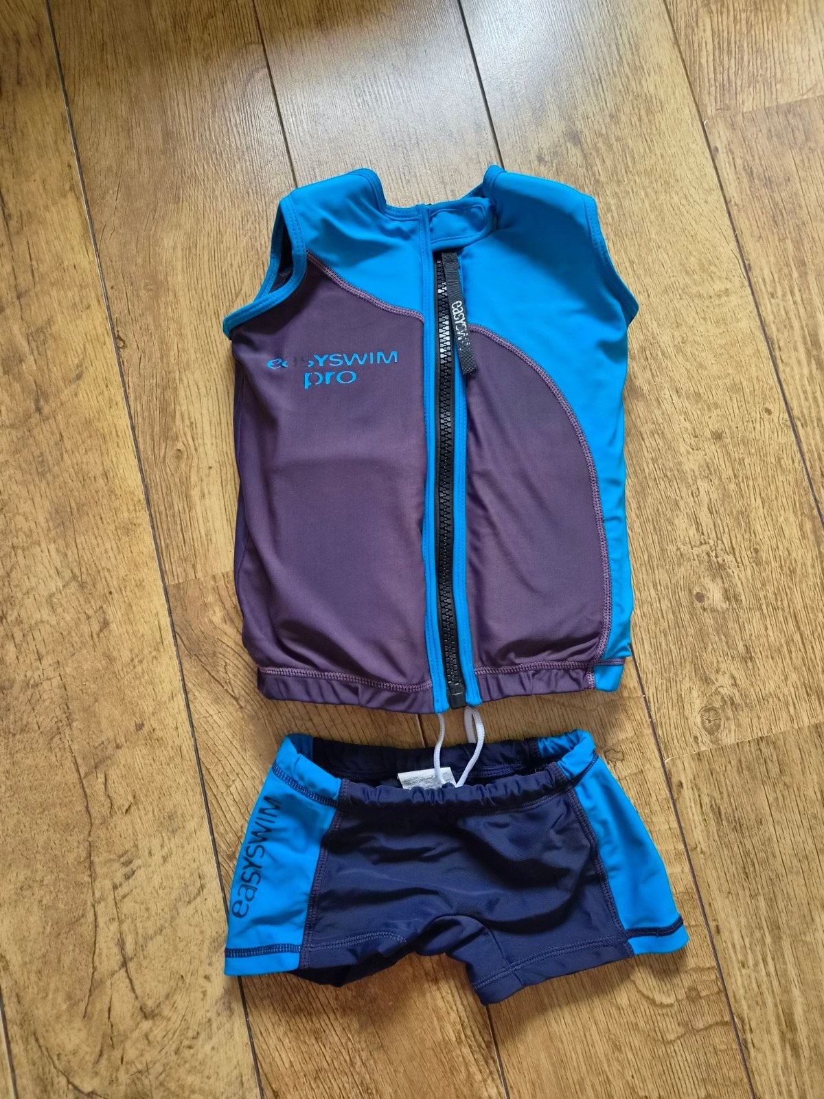 Easyswim Pro zwemvest en zwembroekje maat M, Ophalen of Verzenden, Gebruikt, Jongen of Meisje, Zwem-accessoire