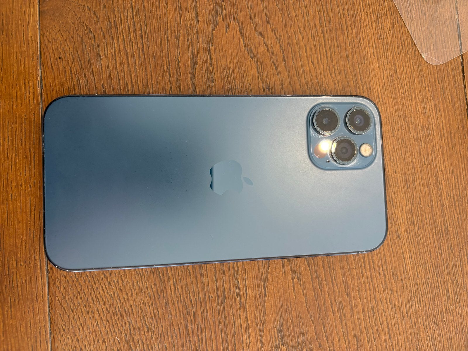 Foto 4 van iPhone 12 Pro 128GB Blauw - Zo goed als nieuw