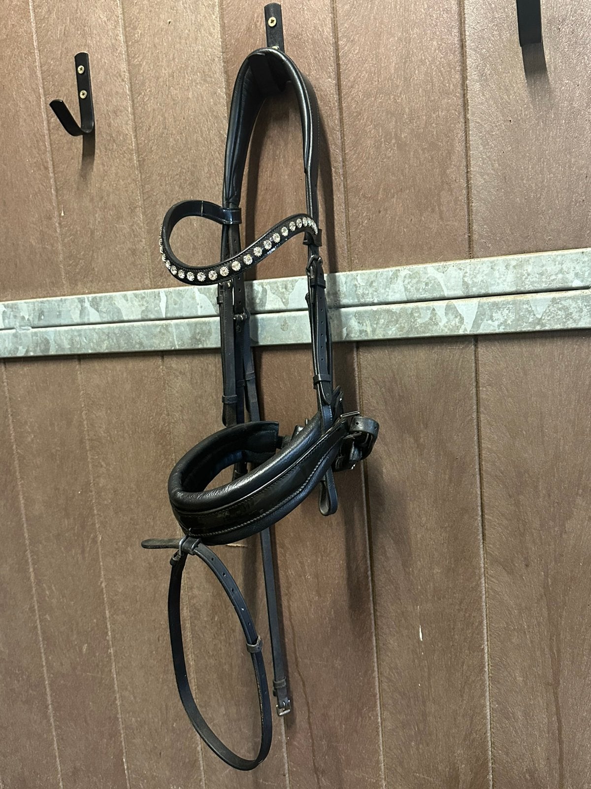 Tess trens hoofdstel maat cob zwart leder, Dieren en Toebehoren, Paarden en Pony's | Hoofdstellen en Tuigage, Ophalen of Verzenden