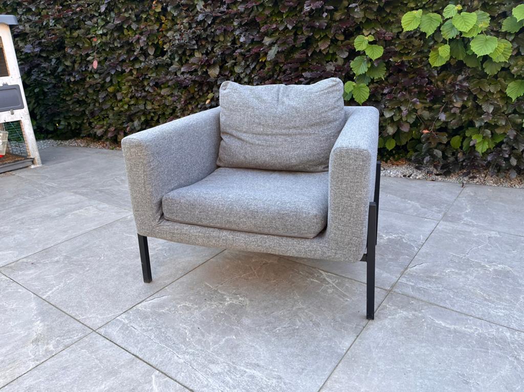 IKEA KOARP Grijze fauteuil ZGAN!, Ophalen, Zo goed als nieuw, Grijs, Eén