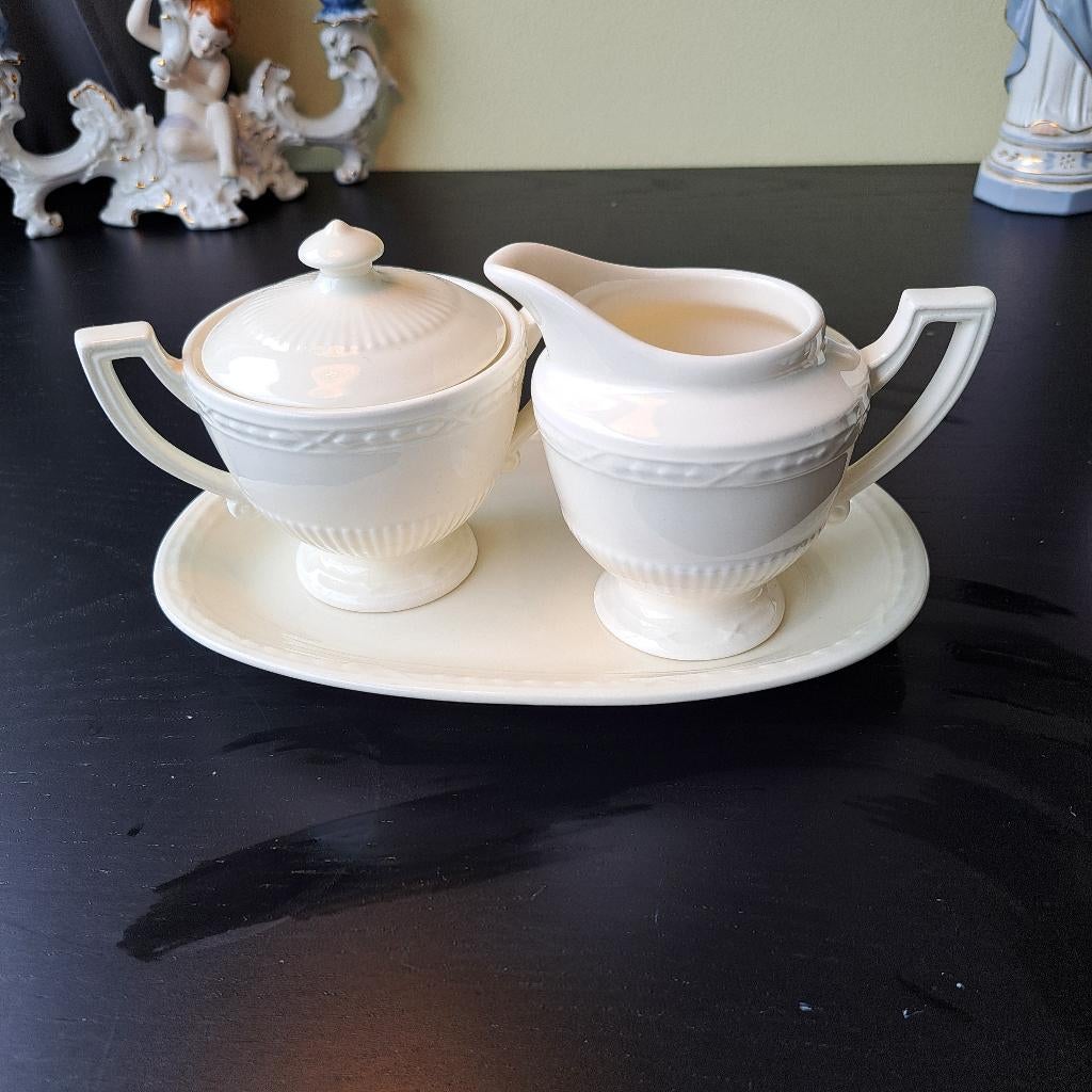 Creamware Recamier melkkan set, Huis en Inrichting, Keuken | Servies, Overige typen, Ophalen of Verzenden, Zo goed als nieuw, Overige stijlen