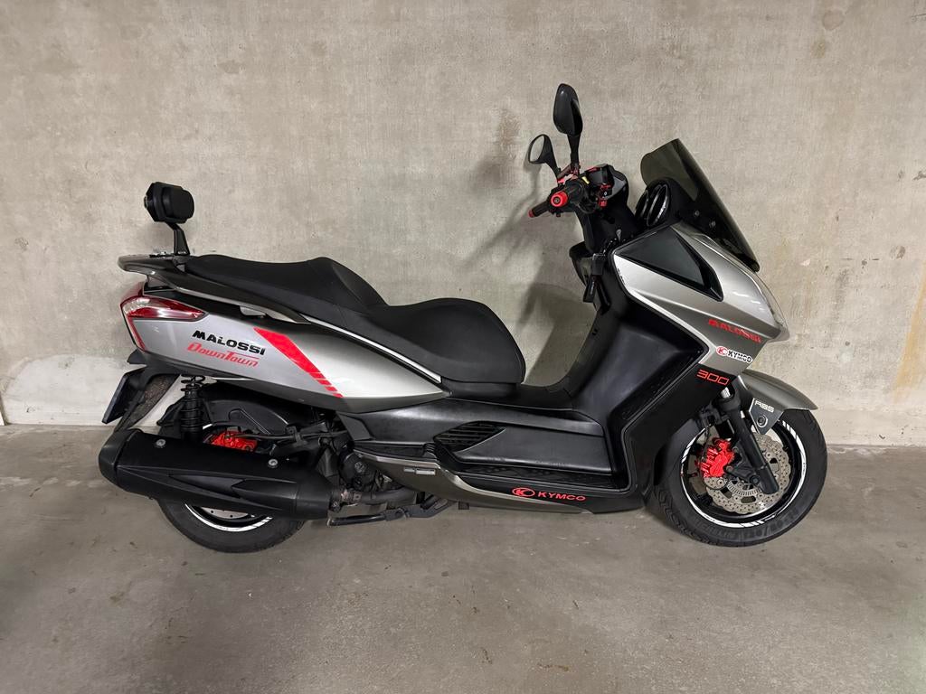 Kymco Downtown 300i ABS- Sportief! Uiterlijk, Motoren, Scooter, 300 cc, Gebruikt, Particulier