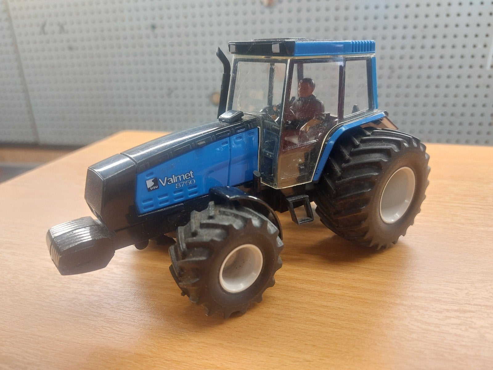 britains valmet 8750, Ophalen, Tractor of Landbouw, Xx, Britains