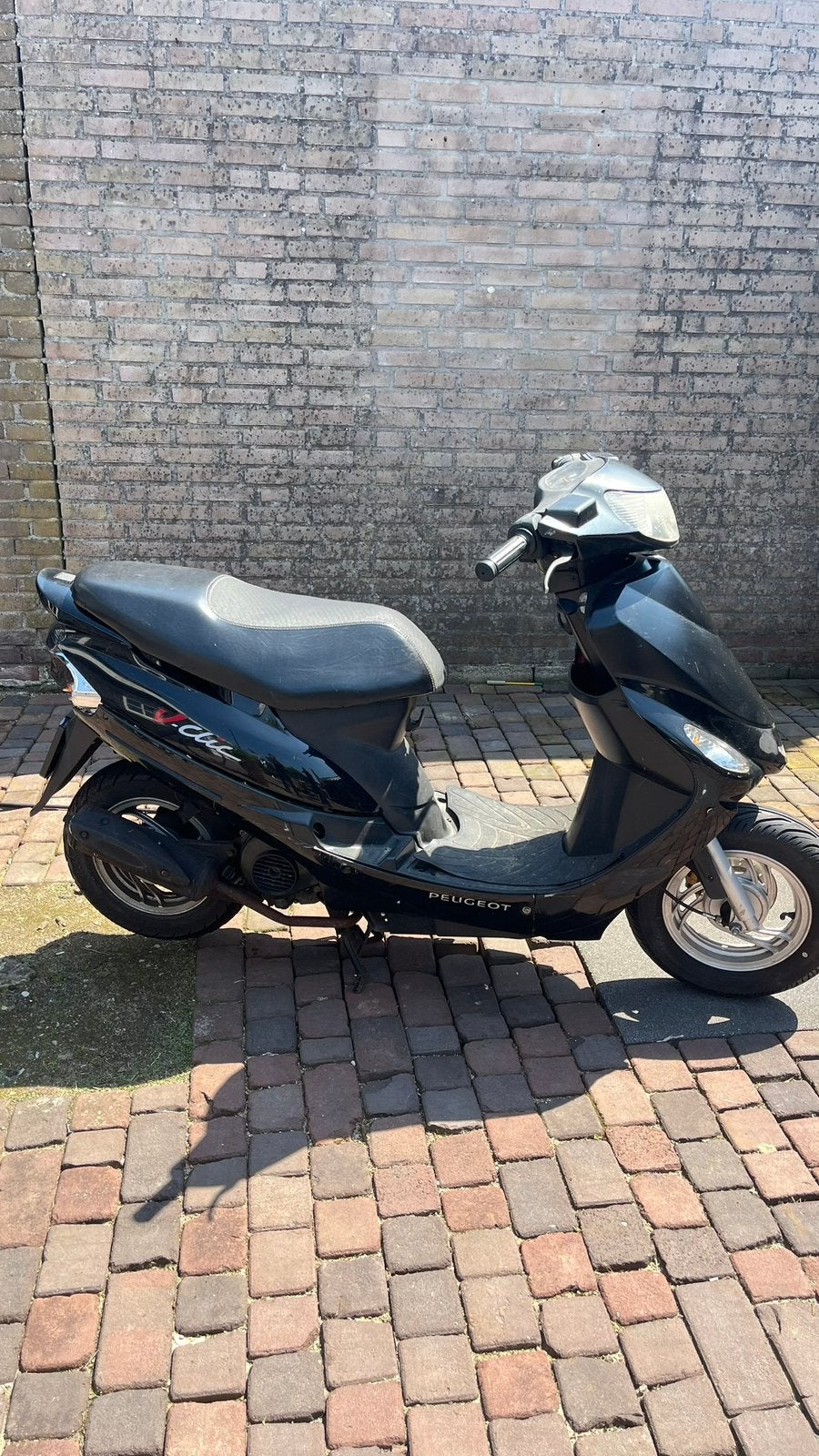 Peugeot V-Clic Scooter - Nieuwe onderdelen, werkt goed, Fietsen en Brommers, Scooters | Peugeot, Ophalen, Gebruikt, Overige modellen
