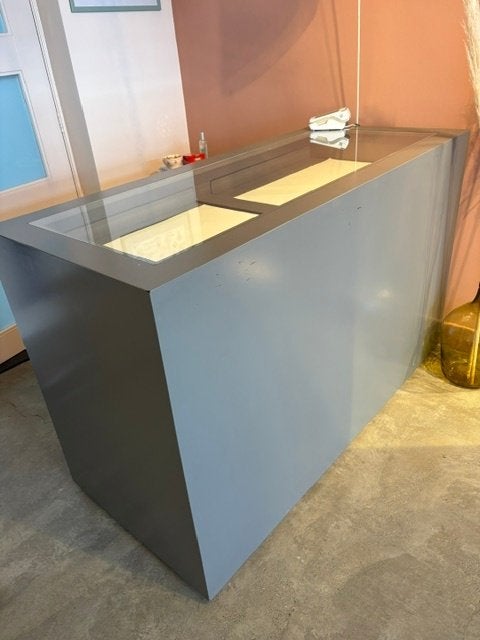 Stabiele toonbank met grote vitrine - Gratis af te halen, Ophalen