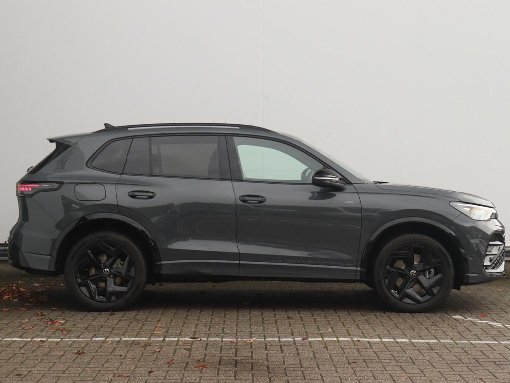 Volkswagen Tiguan 1.5 eHybrid R-Line Edition 272pk | Trekhaa, Auto's, Stof, 4 cilinders, 2000 kg, 150 min