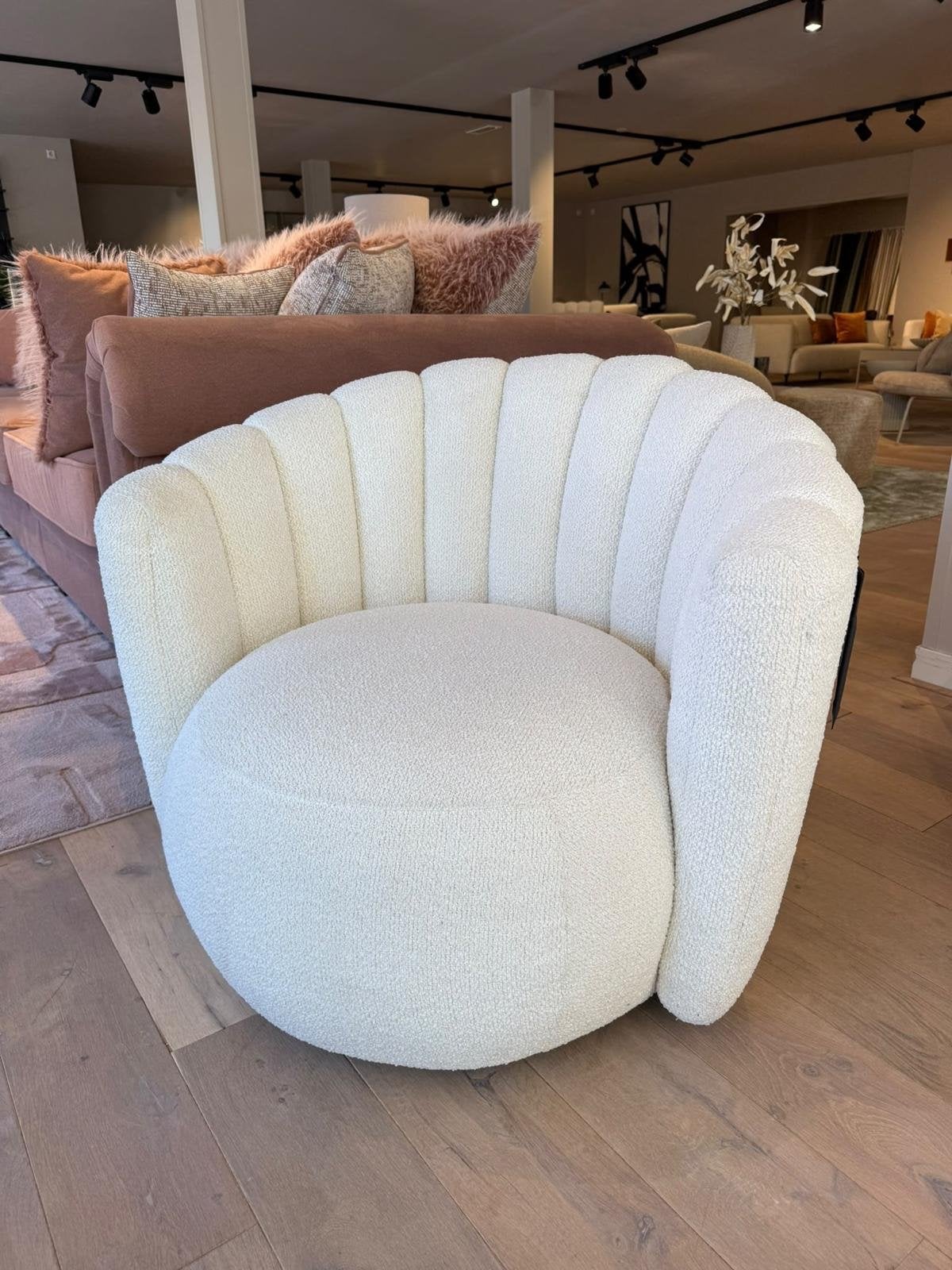 BoConcept Sweet Art Fauteuil - Showmodel, Huis en Inrichting, Ophalen, Zo goed als nieuw, Stof, 75 tot 100 cm