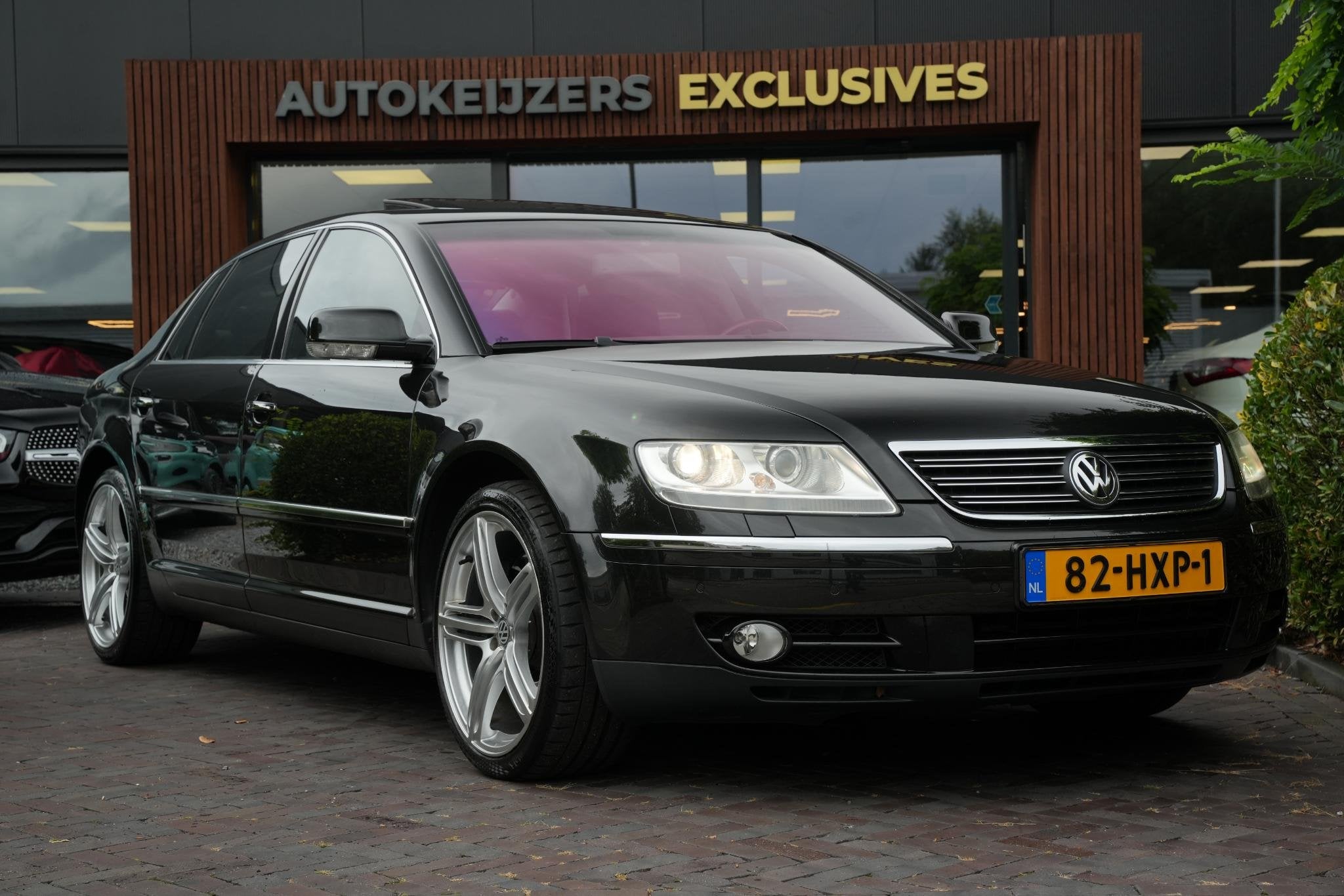 Volkswagen Phaeton 4.2 V8 4p. Lang LWB Youngtimer Stoelclima, Auto's, Volkswagen, Automaat, Gebruikt, 8 cilinders, Zwart