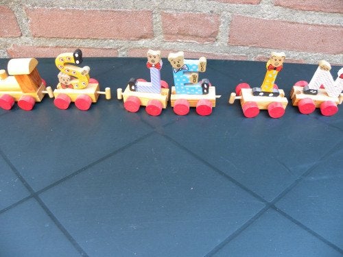 houten lettertrein n-i-e-l-s, Ophalen of Verzenden, 'T Olde Gre-j, Info@toldegrej.nl, Endepoelstraat 20f Didam