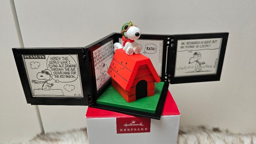 Hallmark Keepsake Snoopy Flying Ace Ornament, Ophalen of Verzenden, Snoopy, Nieuw, Beeldje of Figuurtje