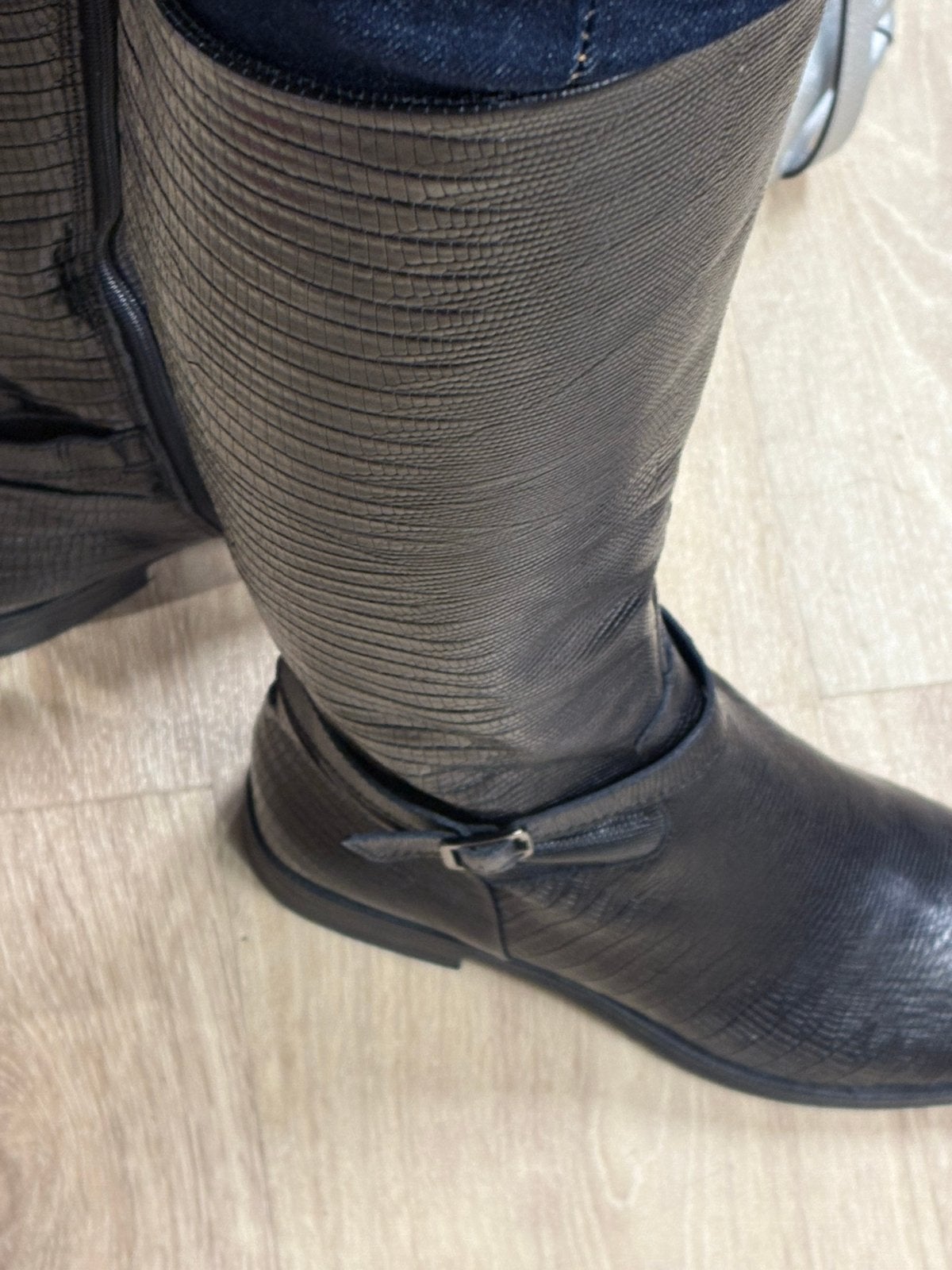Leren laarzen met crocoprint 37,5 merk Jonak, Hoge laarzen, Zwart, Ophalen of Verzenden, Zo goed als nieuw