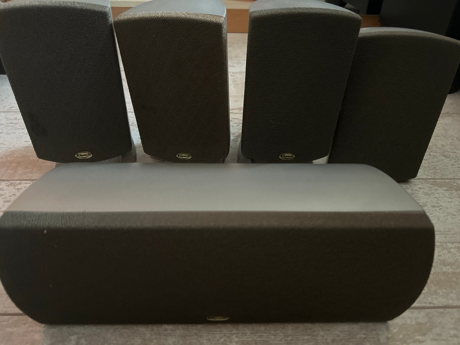 Klipsch surround set 3x + centerspeaker., Audio, Tv en Foto, Gebruikt, Ophalen of Verzenden, Surroundset, Geschikt voor surround/home cinema