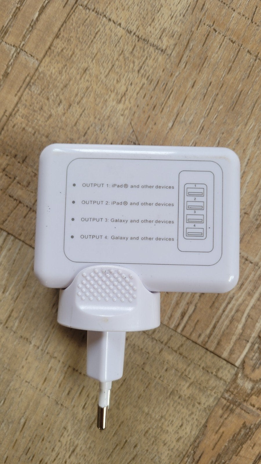 KORJC USB Oplader met 4 Poorten - Universeel, Telecommunicatie, Mobiele telefoons | Telefoon-opladers, Gebruikt, Adapter, Universeel