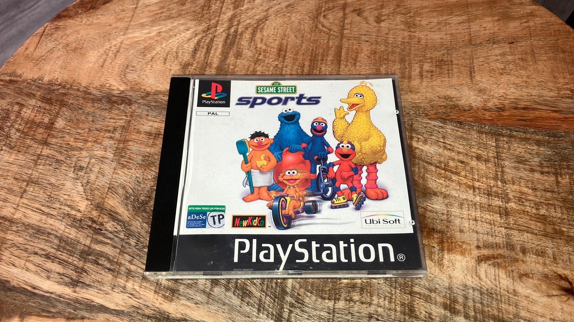 Sesame Street Sports PlayStation 1, Ophalen of Verzenden, Zo goed als nieuw