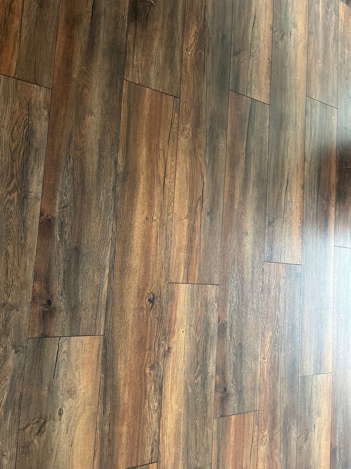 Gebruikt laminaat (ca. 40m²) met plinten - kan nog een ronde, Ophalen, Gebruikt, 50 tot 150 cm, 10 m² of meer