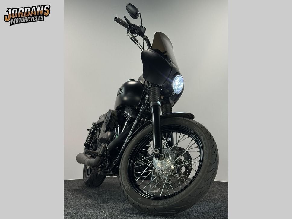 HARLEY-DAVIDSON STREET BOB FXDB 103CI CLUBSTYLE (bj 2016), 2 cilinders, HARLEY-DAVIDSON, Chopper, Bedrijf