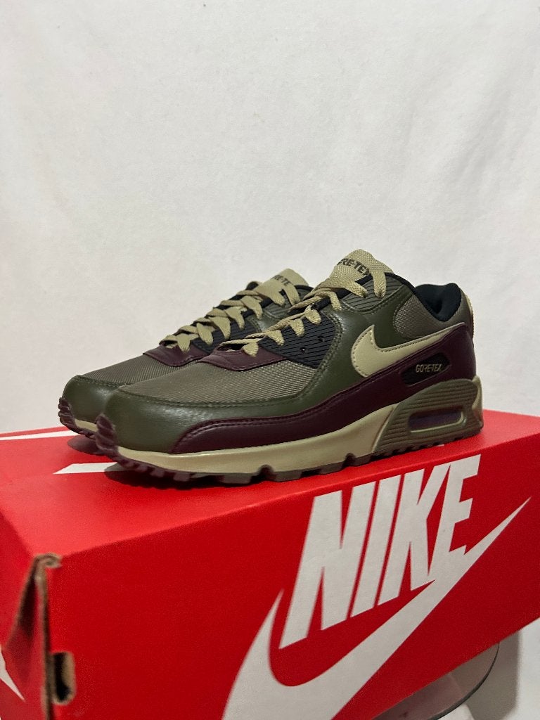 ALS NIEUW! Maat 40,5 - Nike Air Max 90 Gore-Tex Medium Olive, Overige kleuren, Verzenden, Nike, Nike