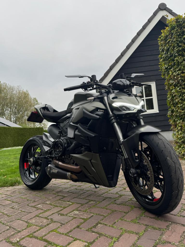 Ducati Streetfighter V2, Handvatverwarming, 2 cilinders, Motorrijbewijs A, Gebruikt