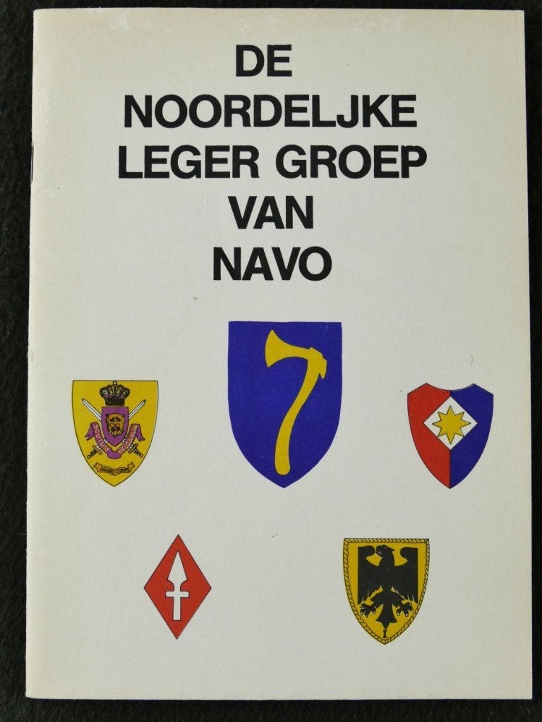 De noordelijke leger groep van navo (1984) Zeer zeldzaam!!, Ophalen of Verzenden, Niet van toepassing, Gelezen