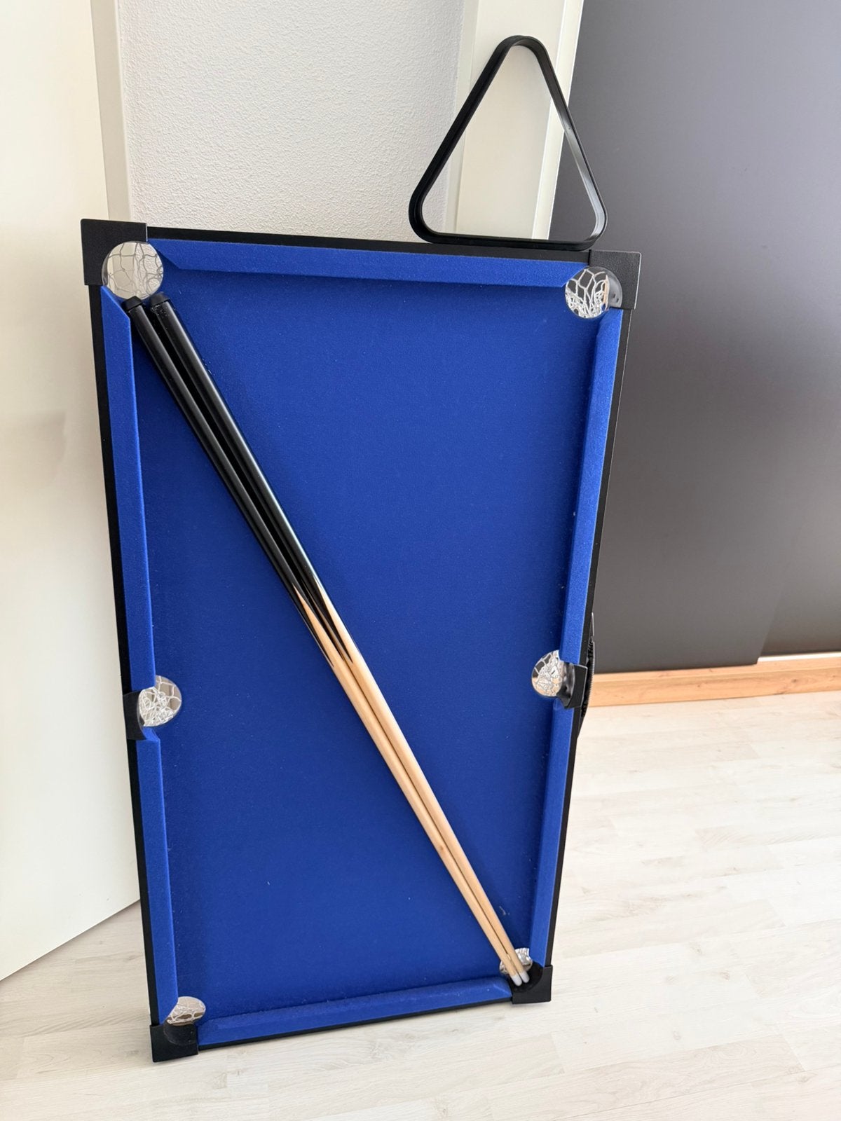 Pooltafel, Ophalen, Zo goed als nieuw, Pooltafel