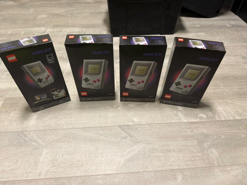 4x LEGO 72046 Game Boy (sealed), Ophalen of Verzenden, Nieuw
