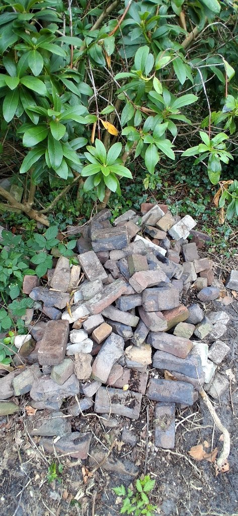 Waaltjes, gratis., Tuin en Terras, Ophalen, Gebruikt, Overige materialen, Klinkers
