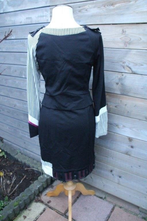 Jurk zwart/ fuschia Leslie mt 40 (S) Vaste prijs, Zwart, Leslie, Ophalen of Verzenden, Zo goed als nieuw