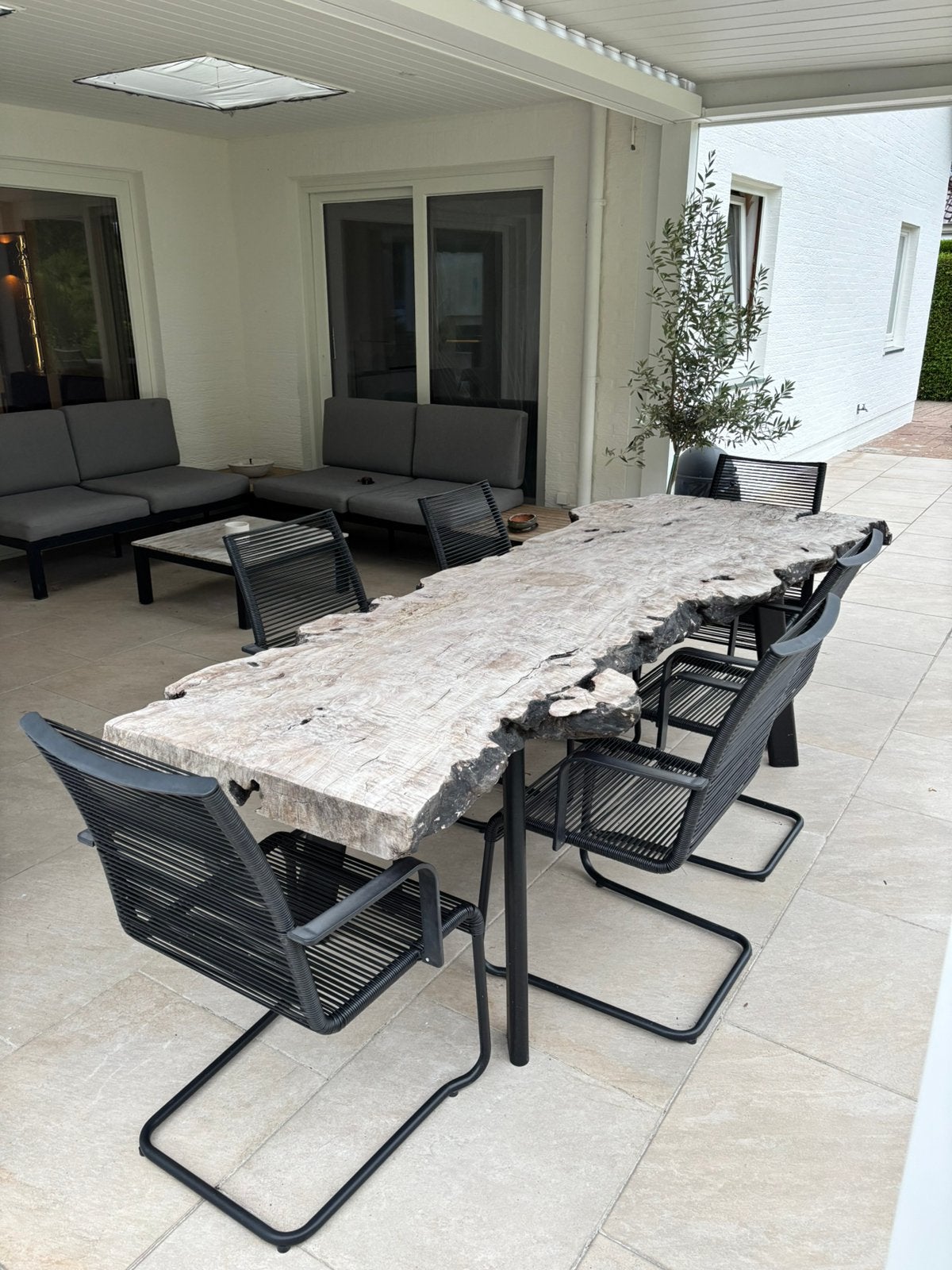 Boomstam tafel, Ophalen