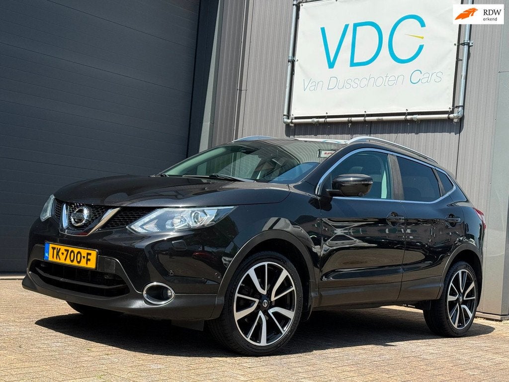 Nissan Qashqai 1.2 Tekna | Automaat | Panoramadak, Stof, Gebruikt, 4 cilinders, 116 pk