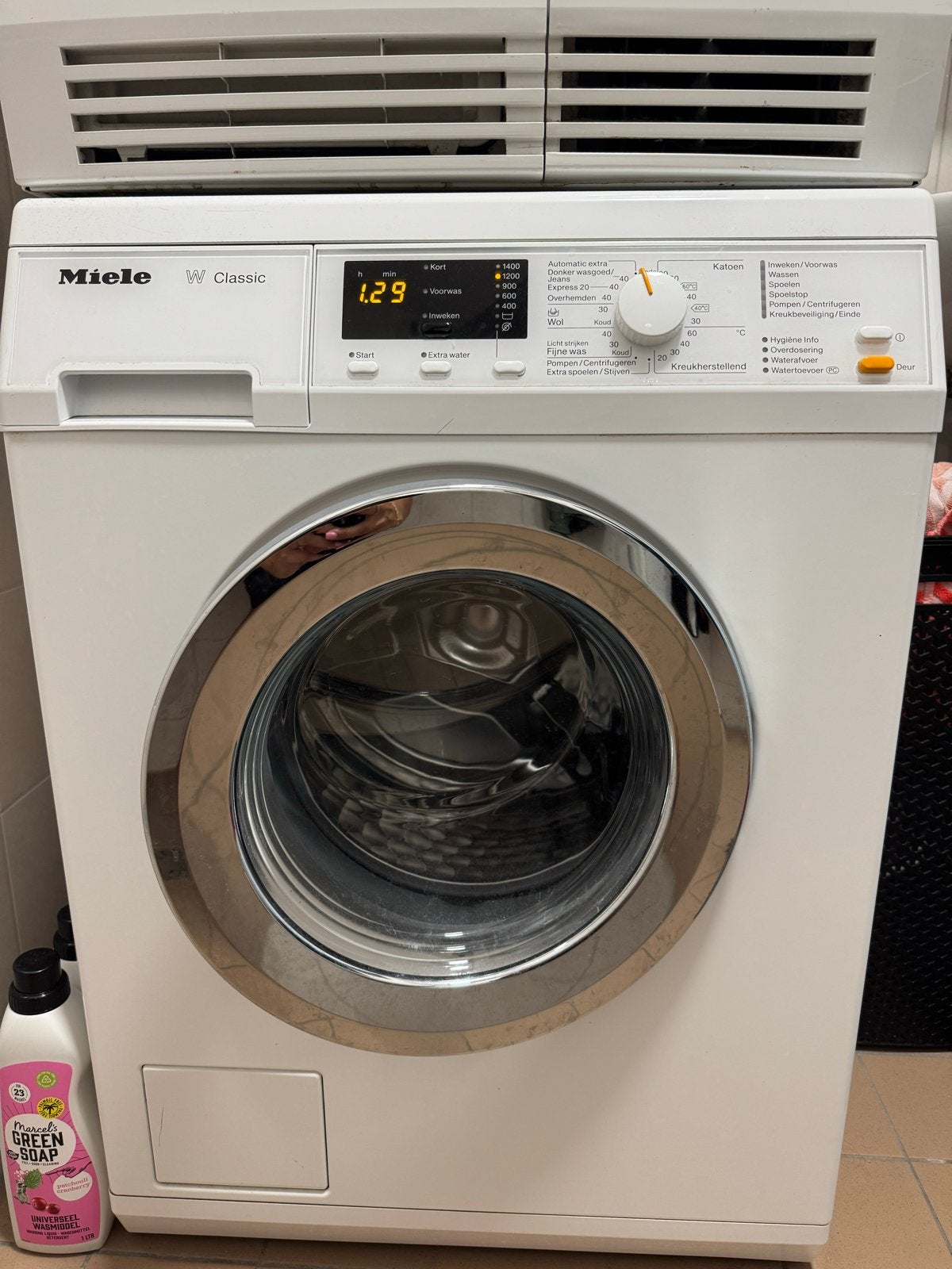 Miele W Classic Wasmachine - Zeer Goede Staat, Ophalen, Zo goed als nieuw, Voorlader, Kort programma