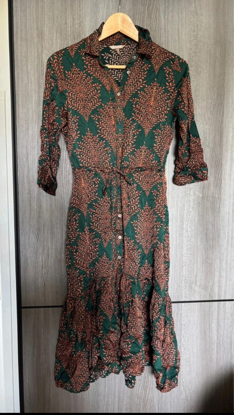 nieuwe jurk Esqualo maat 34
Lange jurk
Bruin met groen
Maat, Bruin, Ophalen of Verzenden, Maat 34 (XS) of kleiner, Onder de knie