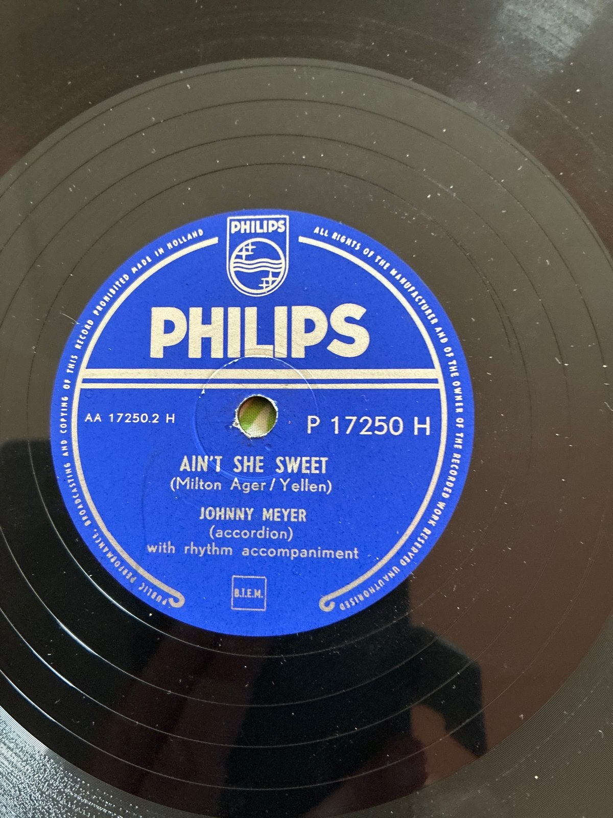 Johnny Meyer - Ain't She Sweet (Philips 78 toeren), Ophalen, Gebruikt, 10 inch, Jazz en Blues