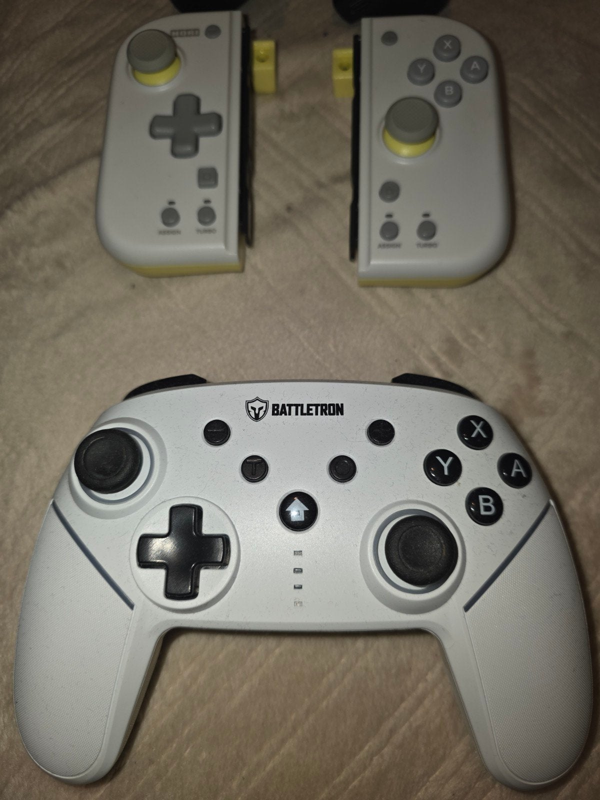 Nintendo Switch Controllers (Battletron, Hori, Transparant), Ophalen, Zo goed als nieuw, Switch, Overige controllers