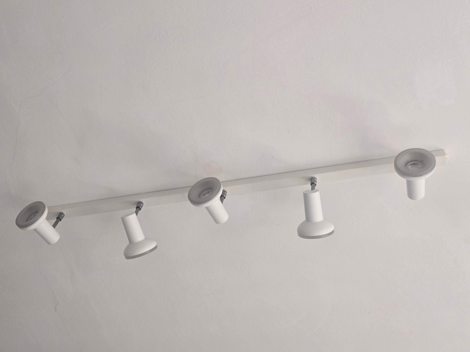 IKEA STRATOSFÄR railspot met 5 verstelbare spots, Ophalen, Gebruikt, GU10, LED
