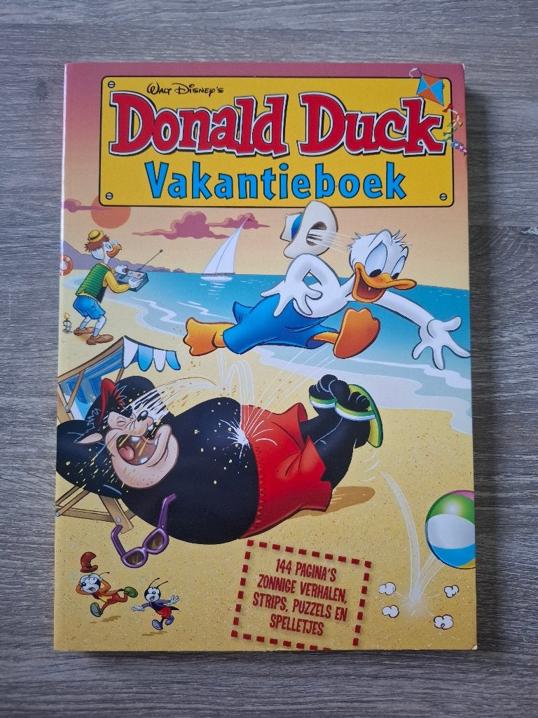 Donald Duck Vakantieboek 2006, Boeken, Stripboeken, Eén stripboek, Ophalen of Verzenden, Gelezen