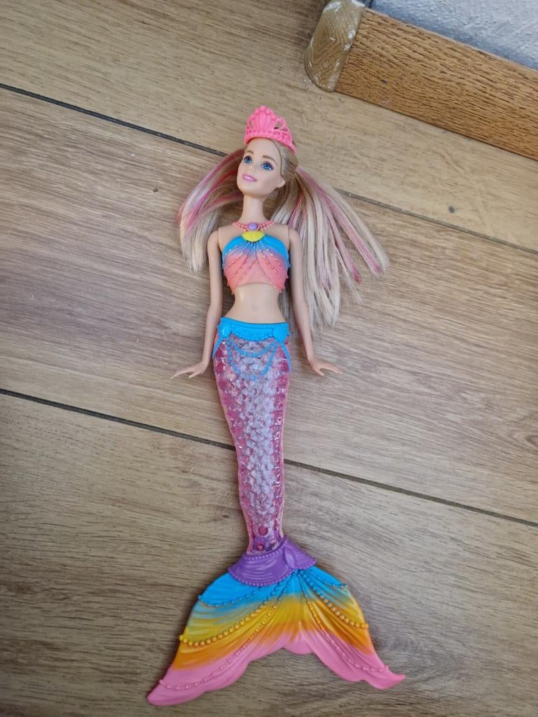 Barbie Zeemeermin Pop met Roze Kroon en Kleurrijke Staart, Ophalen, Zo goed als nieuw, Barbie