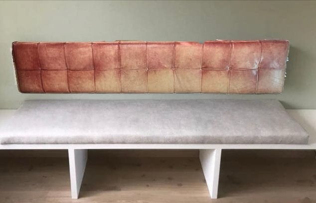 Oudroze leren gekapittonneerd rugkussen voor wandbank 200x41, Huis en Inrichting, Ophalen, Overige merken, Gebruikt, Inclusief binnenkussen